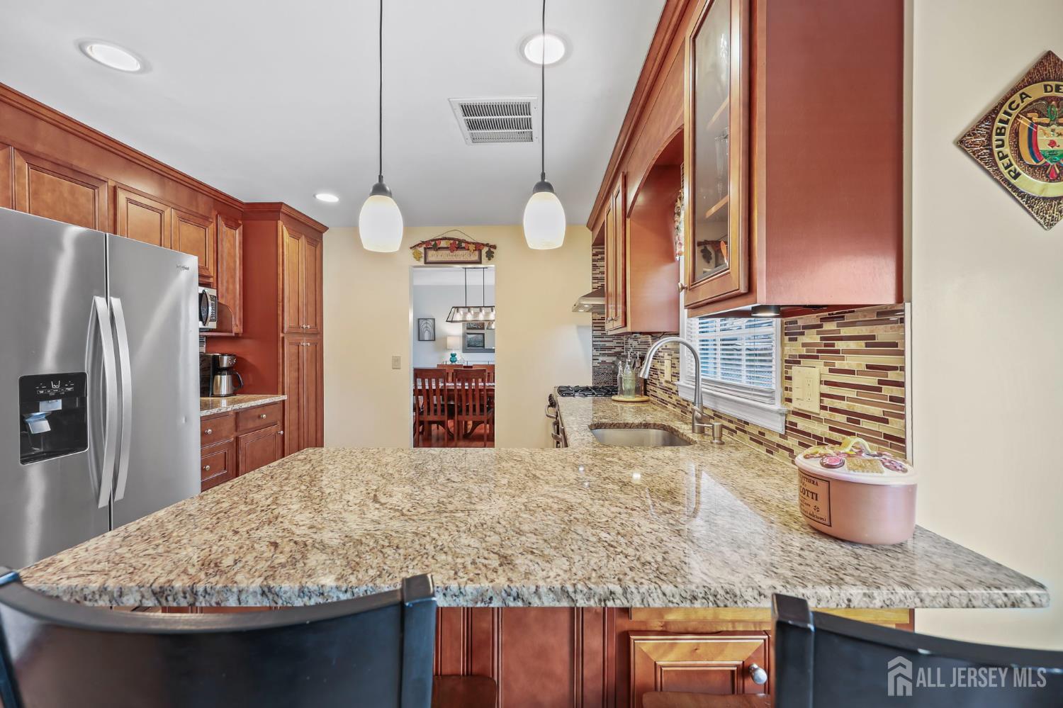 23 Sherwood Road Sayreville, NJ 08859 - Photo 20 of 58