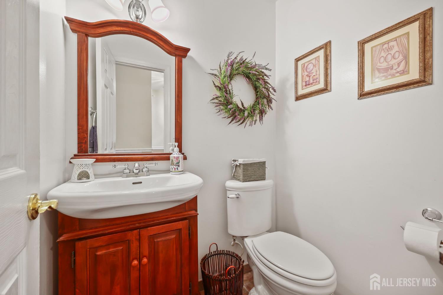 23 Sherwood Road Sayreville, NJ 08859 - Photo 30 of 58