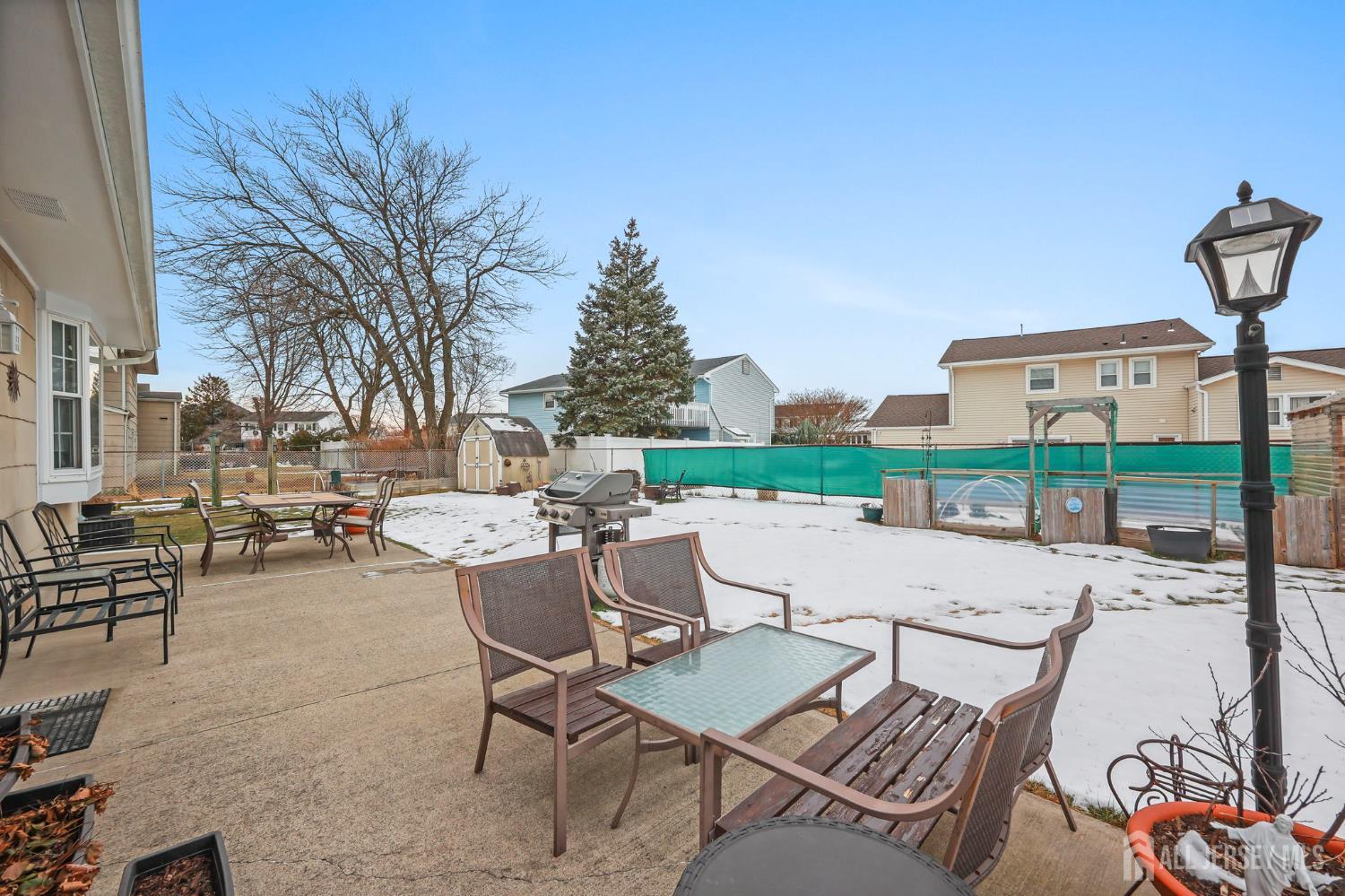 23 Sherwood Road Sayreville, NJ 08859 - Photo 41 of 58