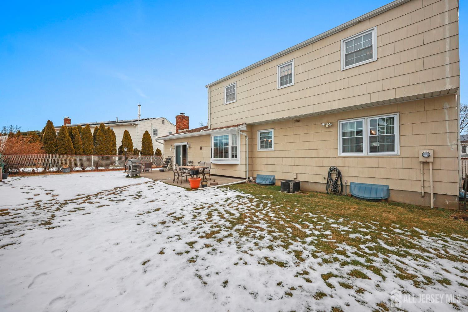 23 Sherwood Road Sayreville, NJ 08859 - Photo 44 of 58