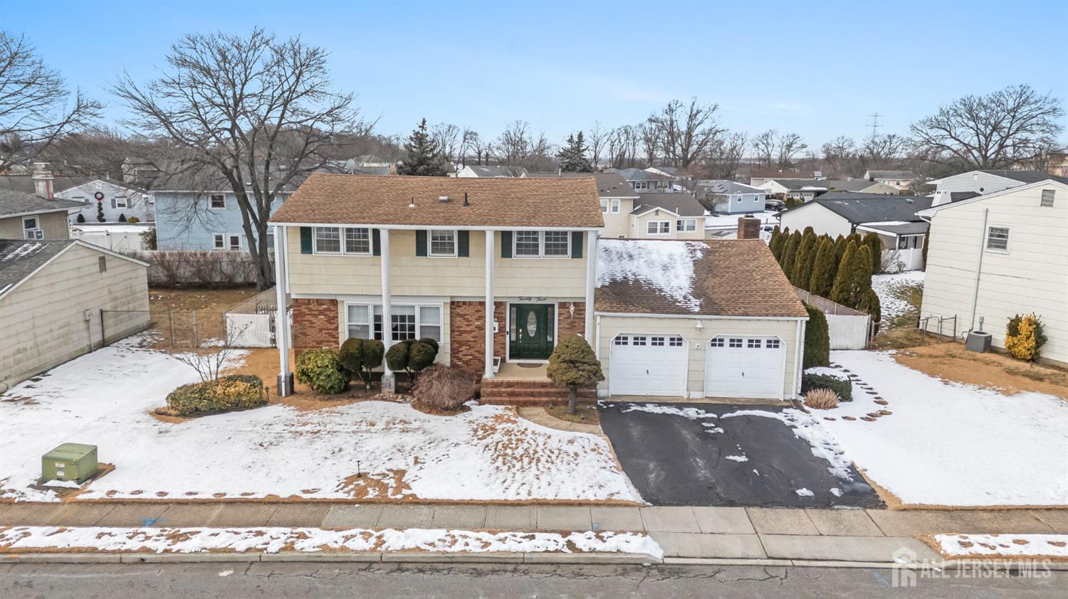 23 Sherwood Road Sayreville, NJ 08859 - Photo 6 of 58