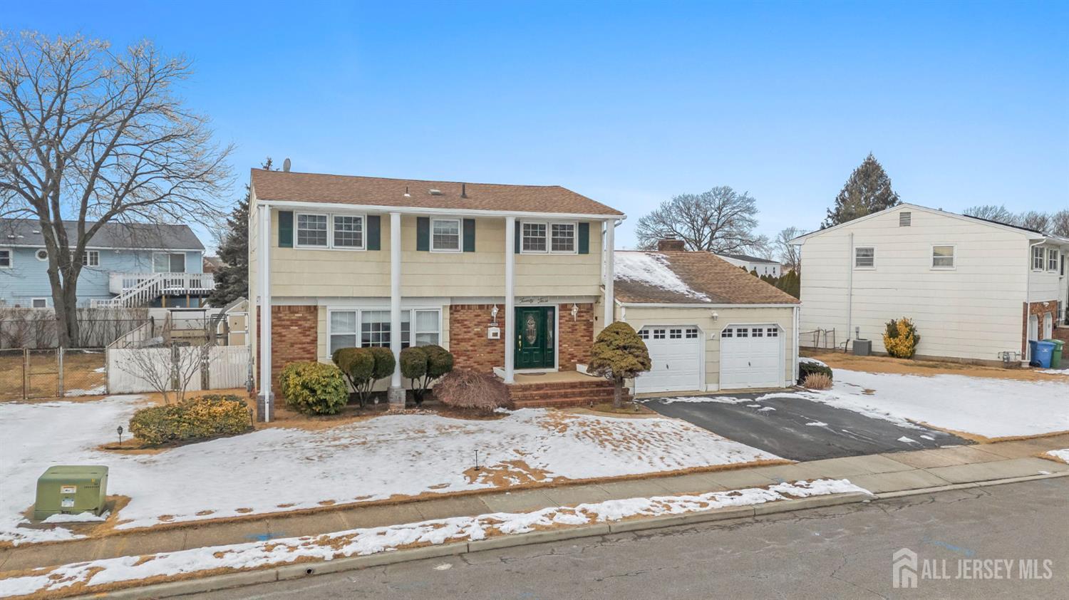 23 Sherwood Road Sayreville, NJ 08859 - Photo 7 of 58