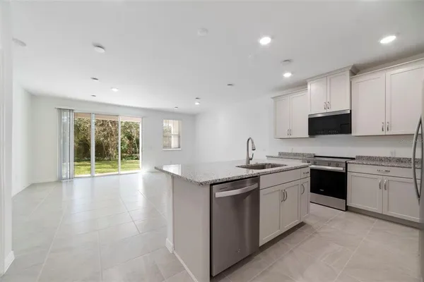 $394,990 | 1685 Greenleaf Wds Cove, Oviedo, FL 32765