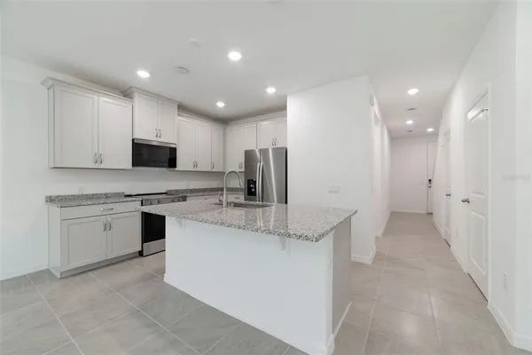 $394,990 | 1685 Greenleaf Wds Cove, Oviedo, FL 32765