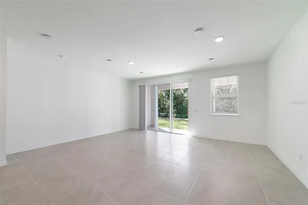 $394,990 | 1685 Greenleaf Wds Cove, Oviedo, FL 32765
