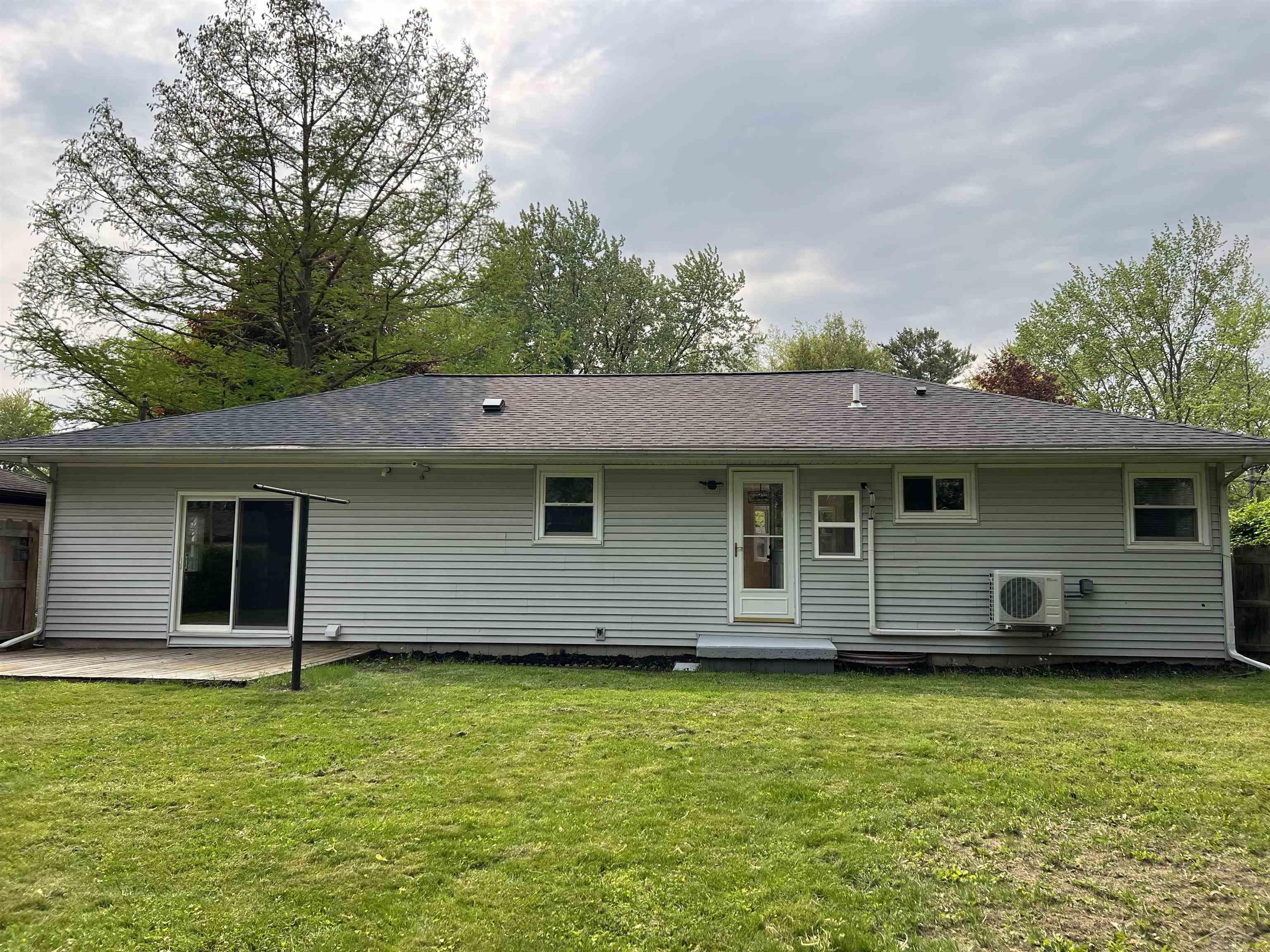 2174 Bock Road Saginaw, MI 48603 - Photo 23 of 26 50109203-22.JPG