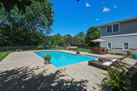 $1,329,000 | 6730 South Madison Street, Willowbrook, IL 60527