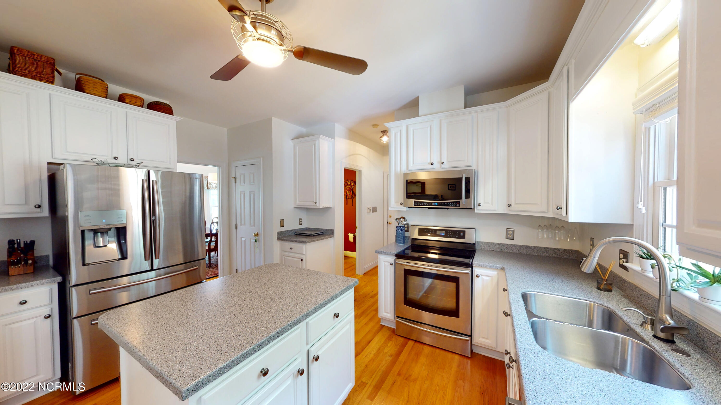 93 Austin Pond Road Clayton, NC 27520 - Photo 12 of 51 D c Kitchen
