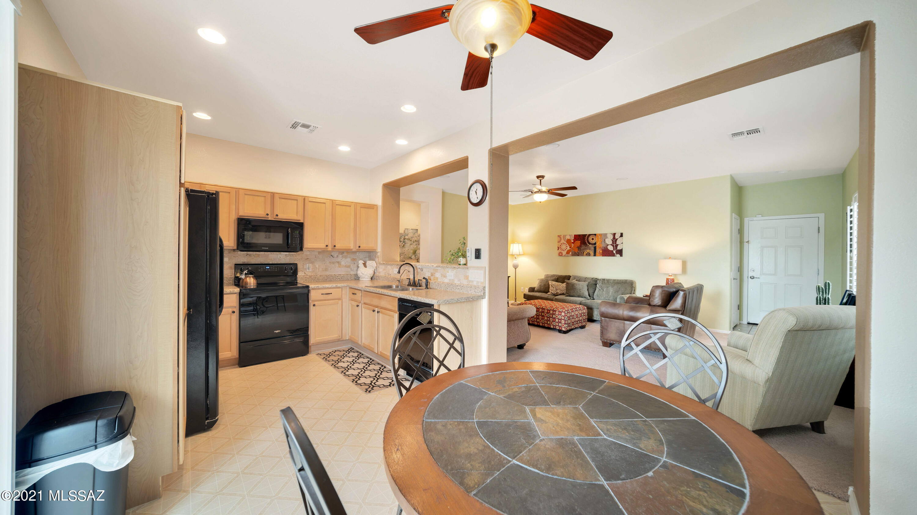 20917 East Treasure Road Red Rock, AZ 85145 - Photo 11 of 35