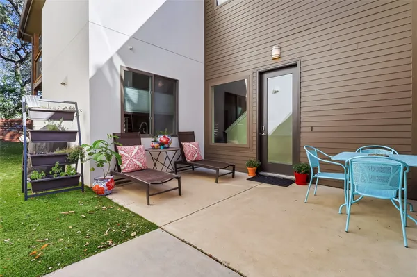 a view of a chairs in front of house