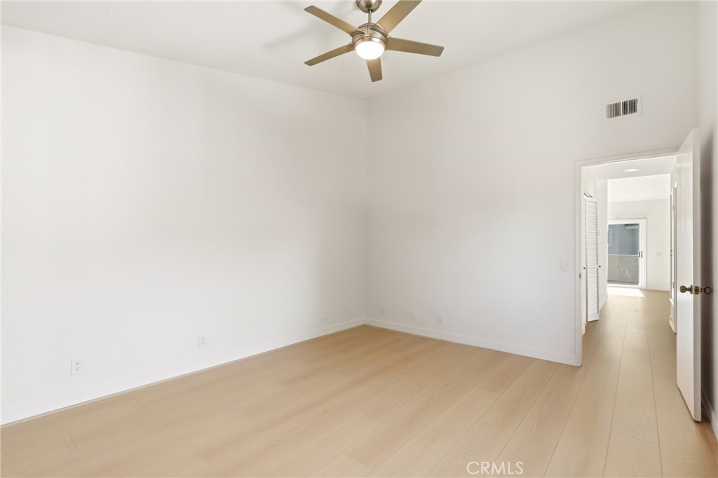 549 Springbrook North Irvine, CA 92614 - Photo 14 of 35 Gallery Image 14