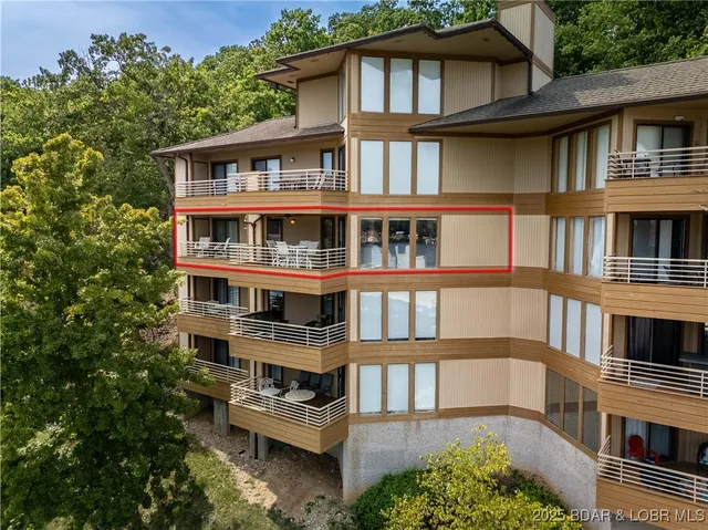 $249,000 | 144 Cedar Court, Unit 2B, Lake Ozark, MO 65049