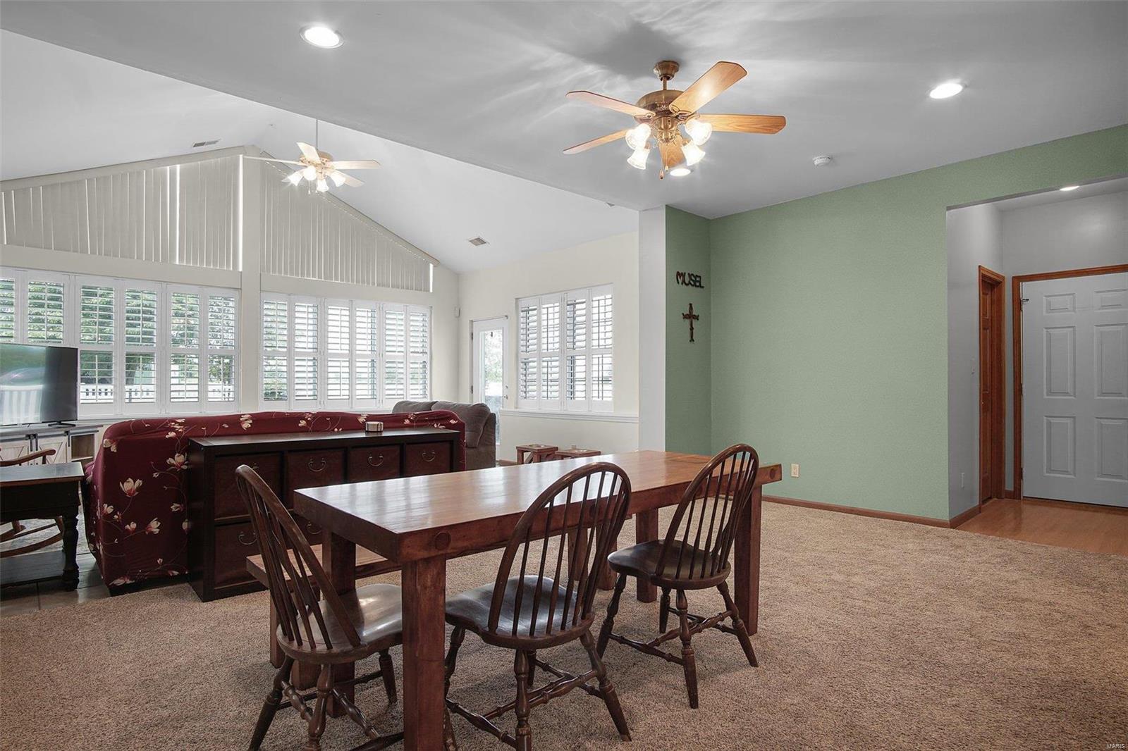 5545 G Road Waterloo, IL 62298 - Photo 8 of 41