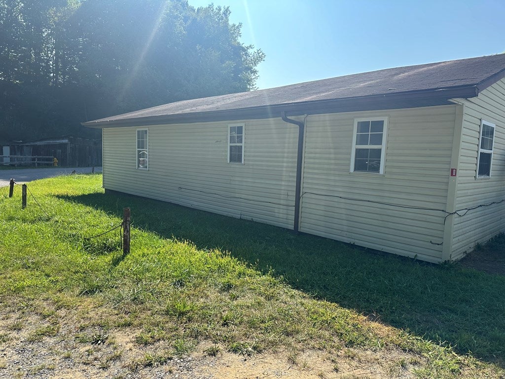 161 Mill Creek Road Raven, VA 24639 - Photo 2 of 17 Gallery Image 2