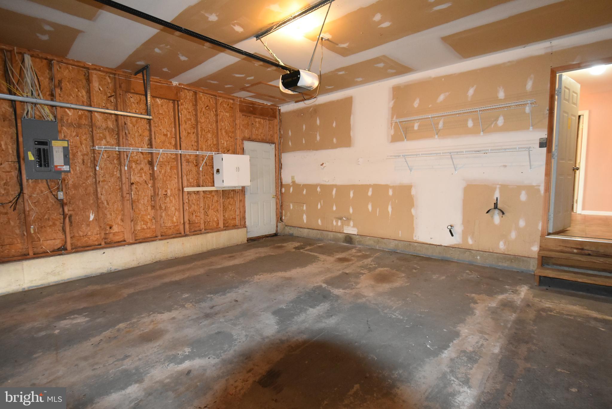 1040 Dallas Road Reading, PA 19605 - Photo 25 of 36 Garage