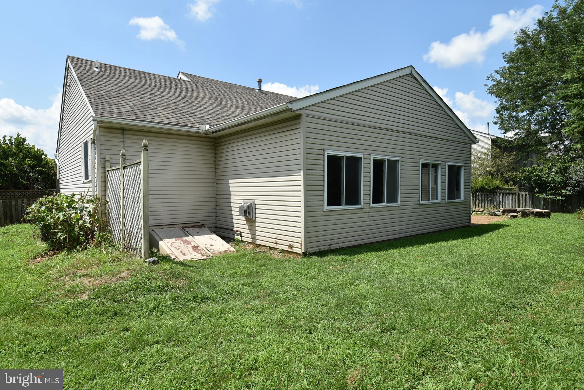 1040 Dallas Road Reading, PA 19605 - Photo 36 of 36 Back