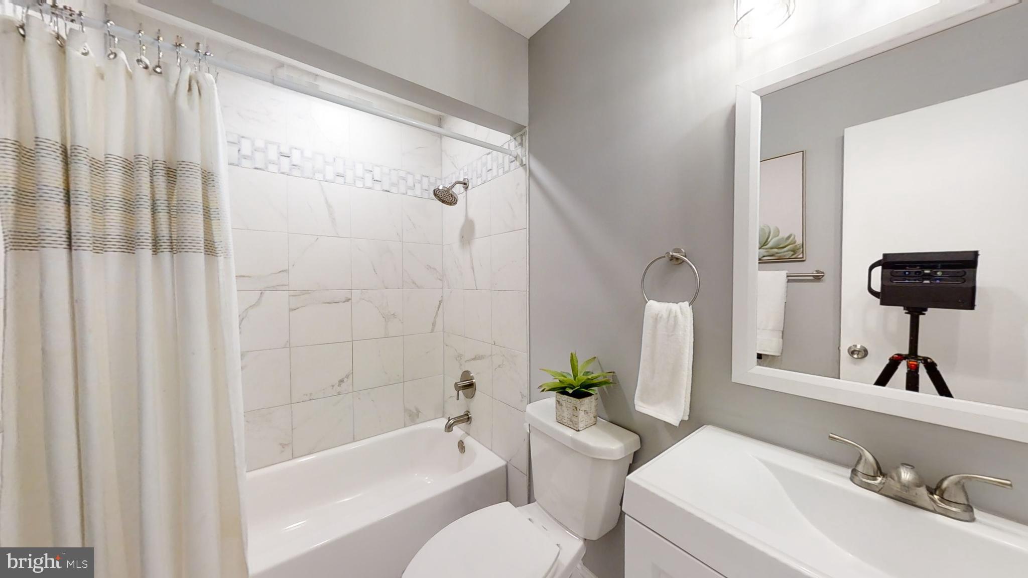 4570 Mountain Road Pasadena, MD 21122 - Photo 11 of 24 Fully Renovated Bathroom