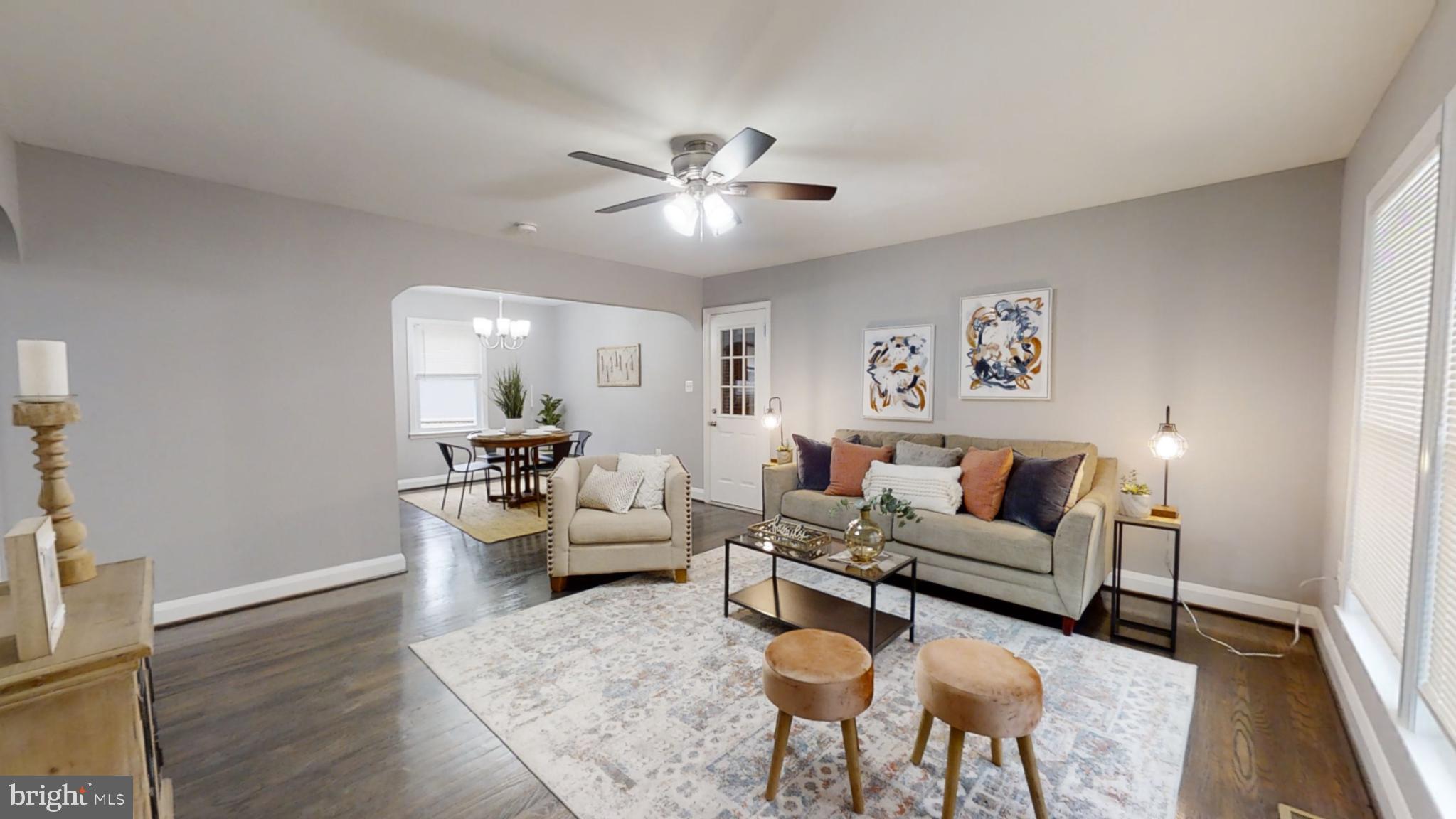 4570 Mountain Road Pasadena, MD 21122 - Photo 2 of 24 Beautiful Living Room
