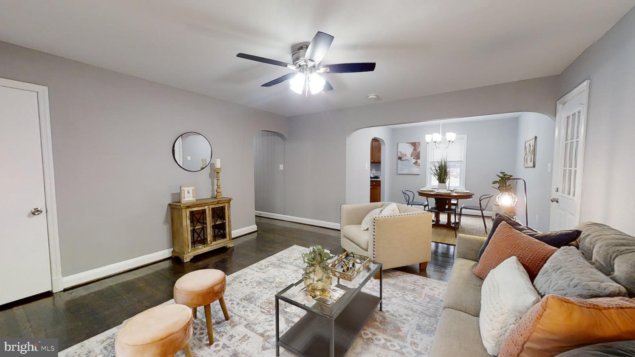 4570 Mountain Road Pasadena, MD 21122 - Photo 3 of 24 Beautiful Living Room
