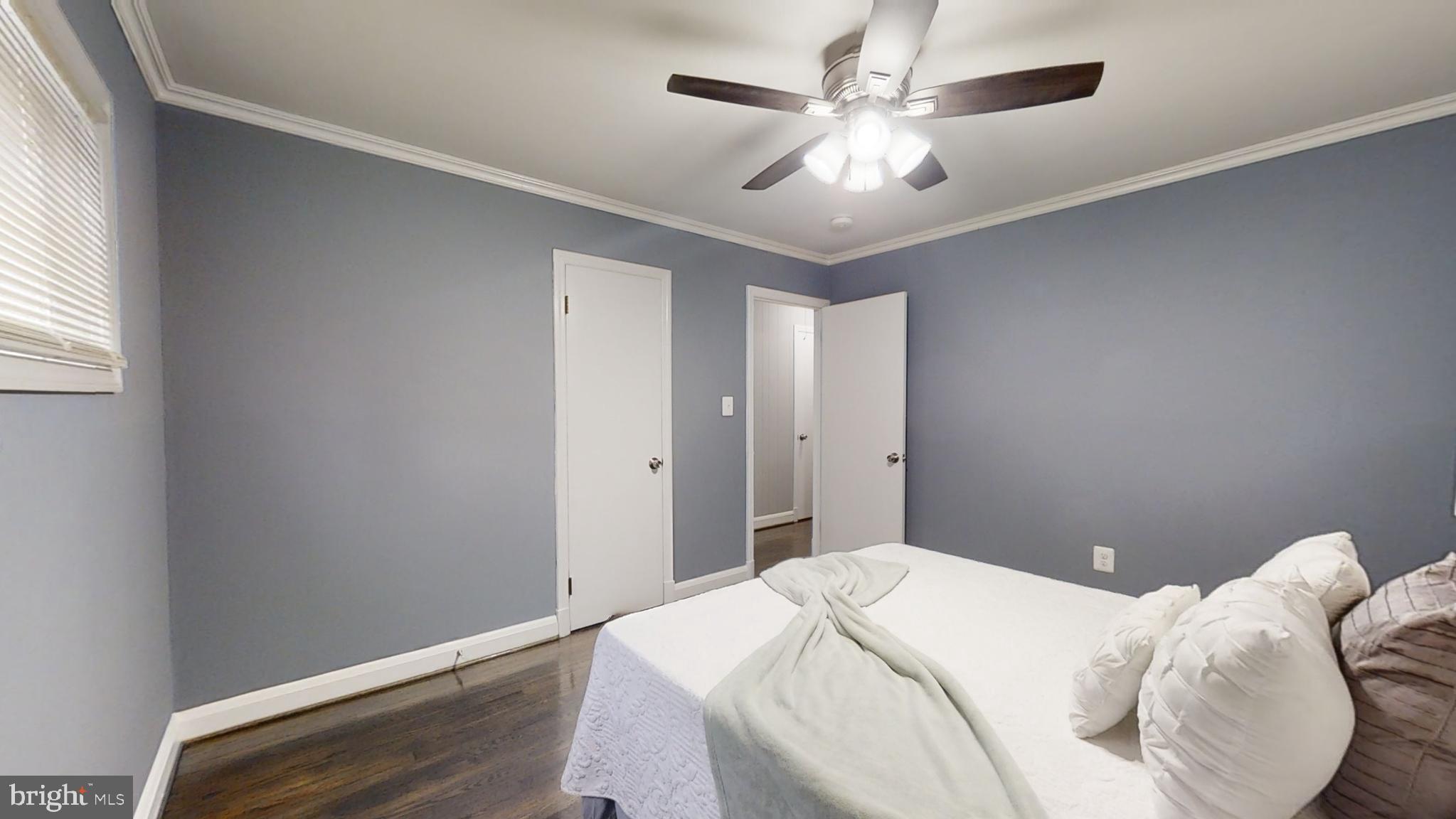 4570 Mountain Road Pasadena, MD 21122 - Photo 10 of 24 Spacious Primary Bedroom