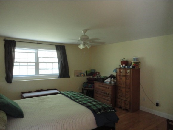 273 West Shore Road, Unit 5 Bristol, NH 03222 - Photo 13 of 28 Gallery Image 13
