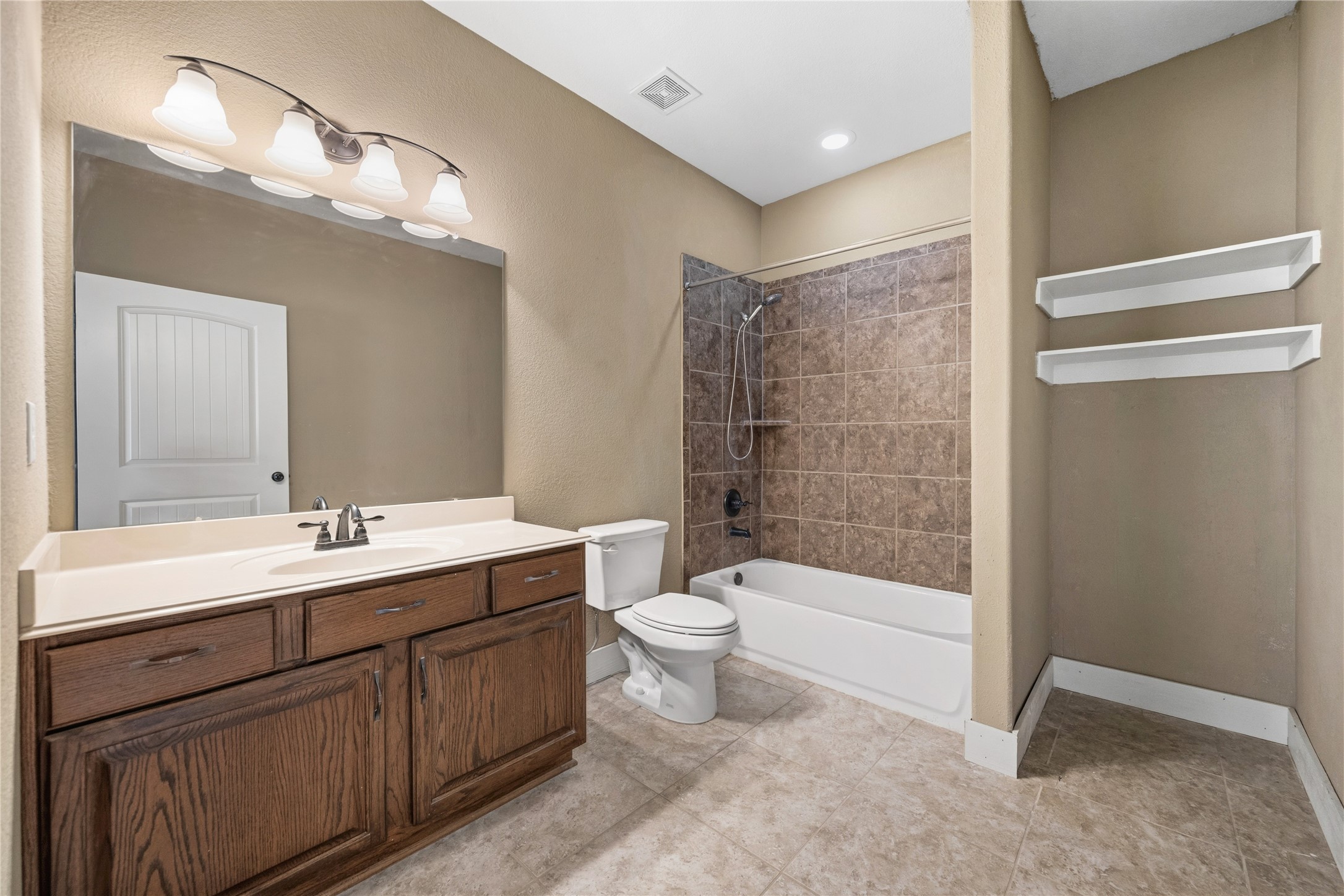 14620 Lyric Road Conroe, TX 77302 - Photo 16 of 33