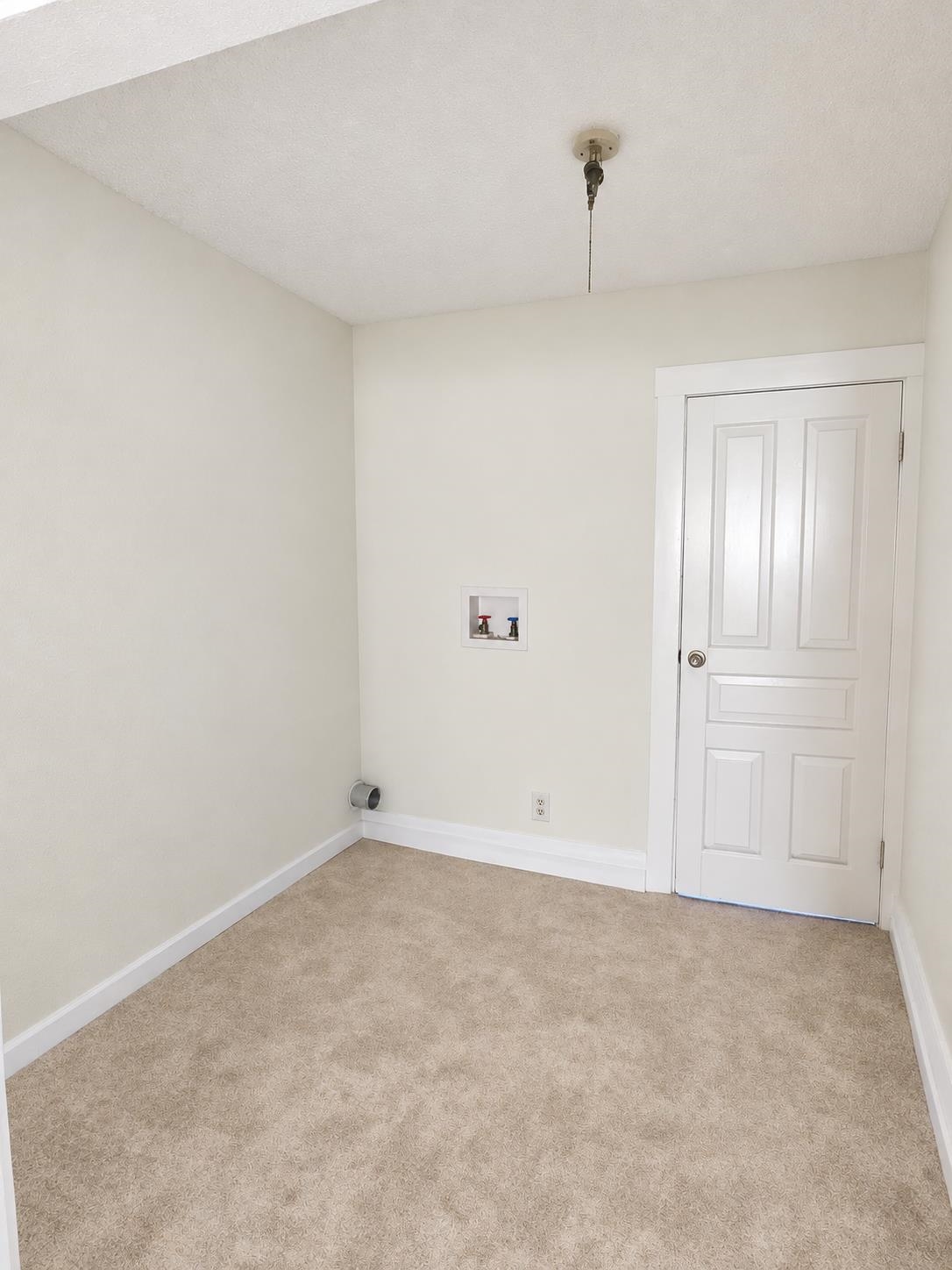 321 Ely Street Alma, MI 48801 - Photo 16 of 21 1950481-27740510-9fb9-4567-a0a4-b8506979a020.JPG