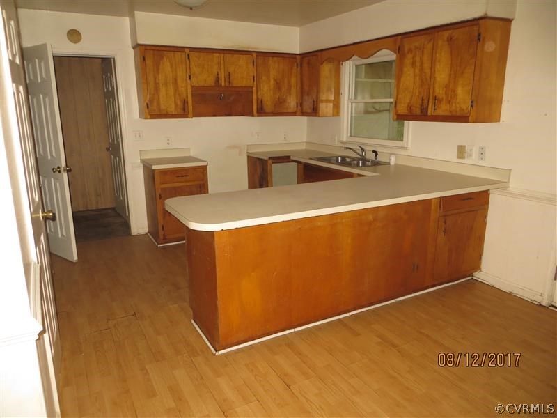 1583 Windmill Point Road White Stone, VA 22578 - Photo 3 of 7 Gallery Image 3