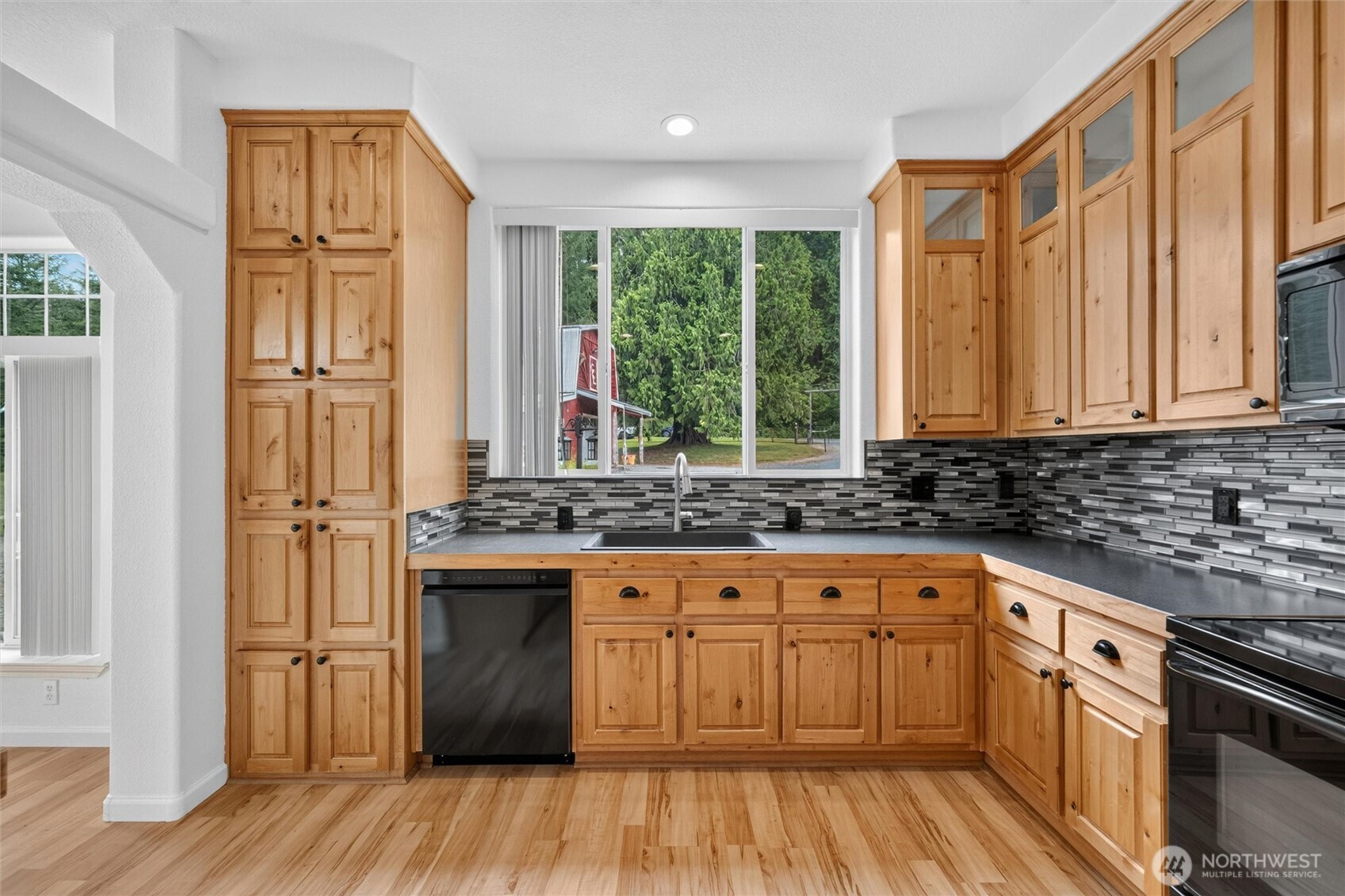 608 Alger CCC Road Sedro-Woolley, WA 98284 - Photo 14 of 40