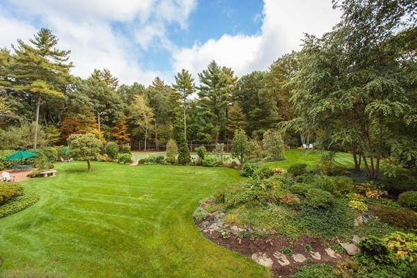 89 Black Oak Road Weston, MA 02493 - Photo 14 of 14 a view of a garden