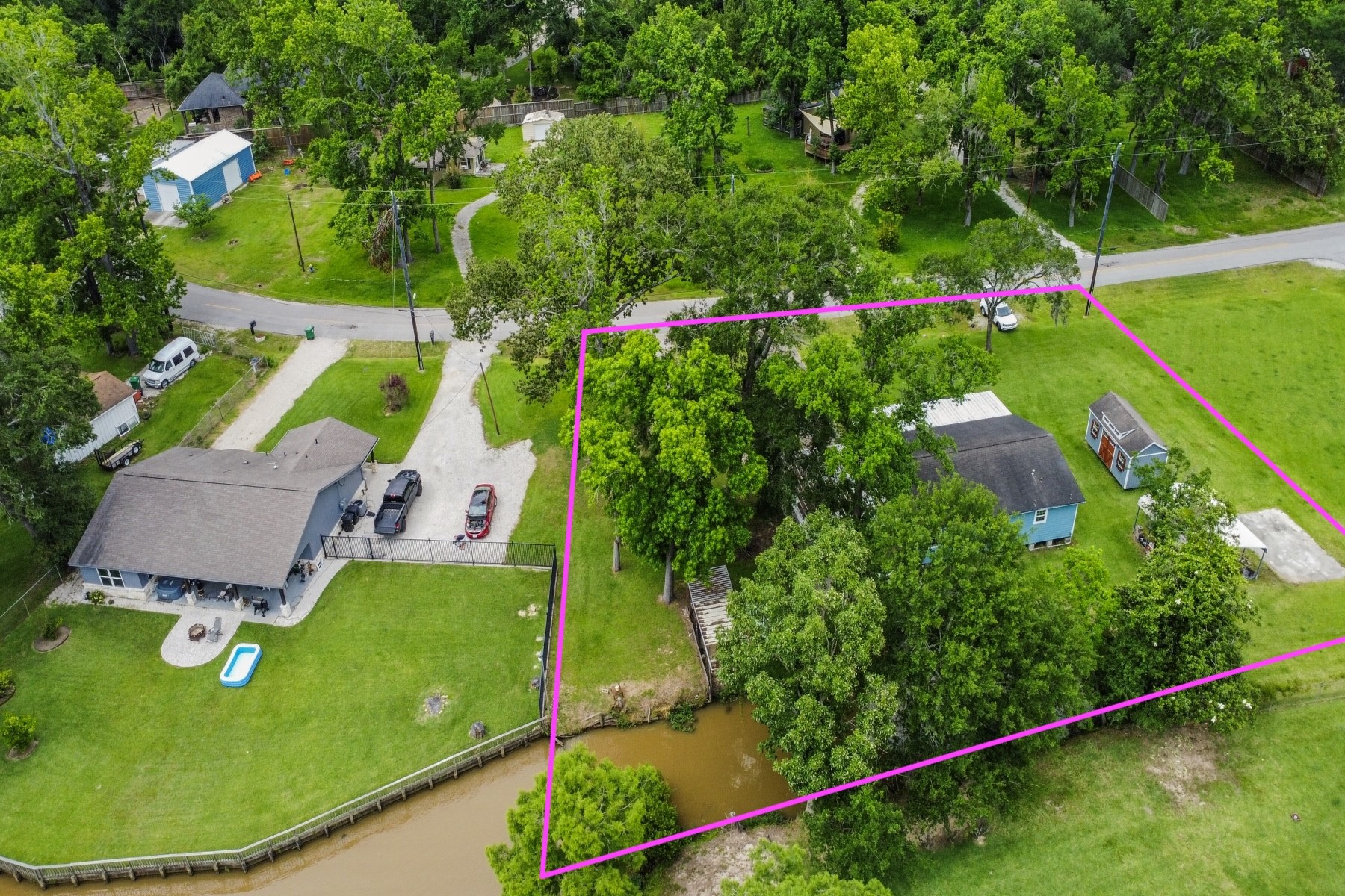 134 Magnolia Point Drive Houston, TX 77336 - Photo 22 of 31 an aerial view of a house
