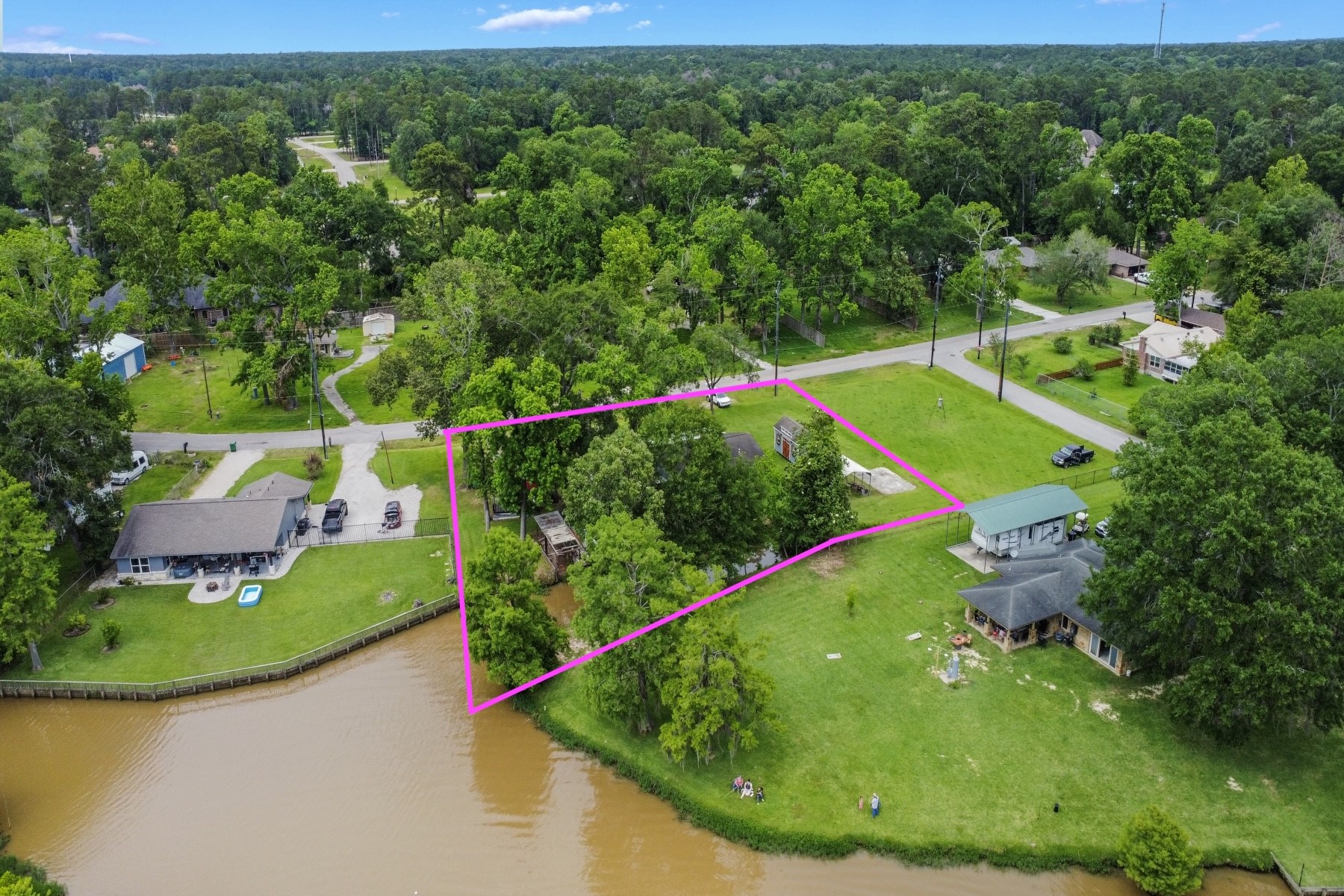 134 Magnolia Point Drive Houston, TX 77336 - Photo 24 of 31 an aerial view of a houses