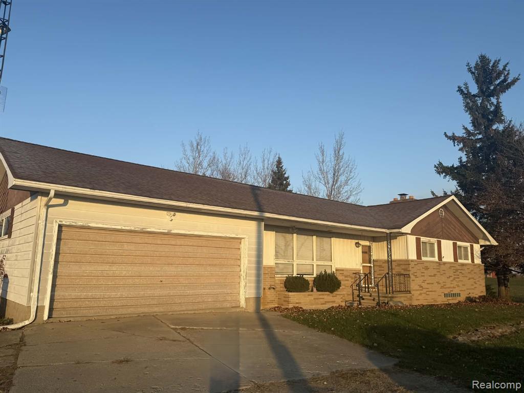 4400 Ruth Road Ruth, MI 48470 - Photo 2 of 21