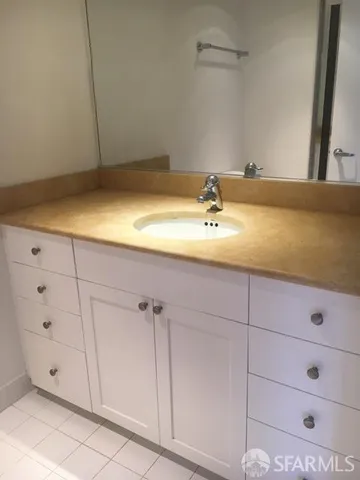 $999,000 | 400 Beale Street, Unit 801, San Francisco, CA 94105