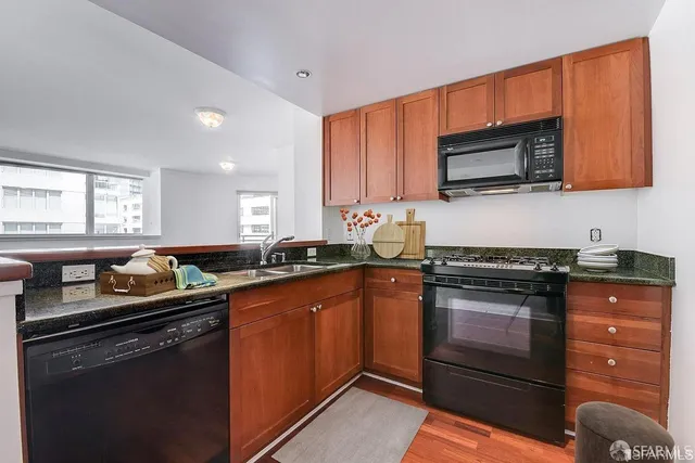 $999,000 | 400 Beale Street, Unit 801, San Francisco, CA 94105