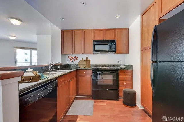 $999,000 | 400 Beale Street, Unit 801, San Francisco, CA 94105