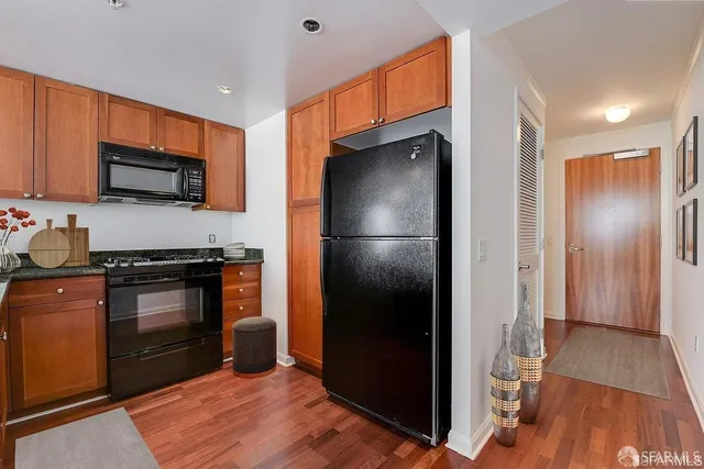 $999,000 | 400 Beale Street, Unit 801, San Francisco, CA 94105