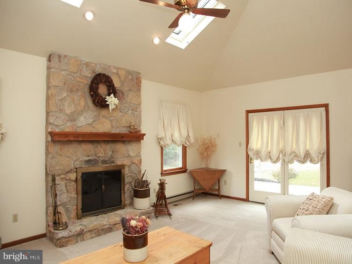211 Knapp Road Lansdale, PA 19446 - Photo 13 of 25 Family Room