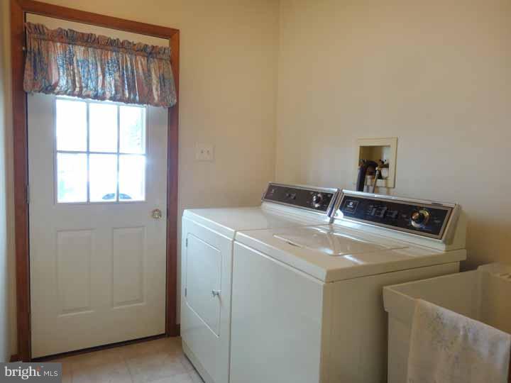 211 Knapp Road Lansdale, PA 19446 - Photo 23 of 25 Laundry Room