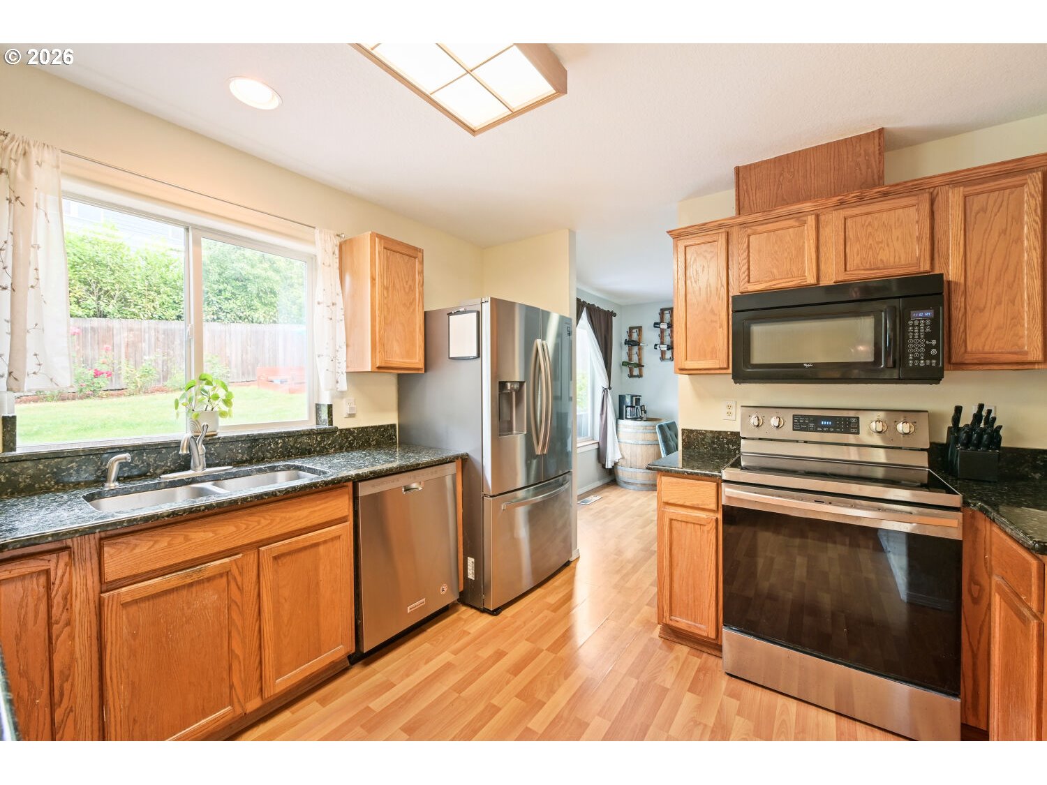 7502 Southwest Applegate Drive Beaverton, OR 97007 - Photo 13 of 34 Kitchen
