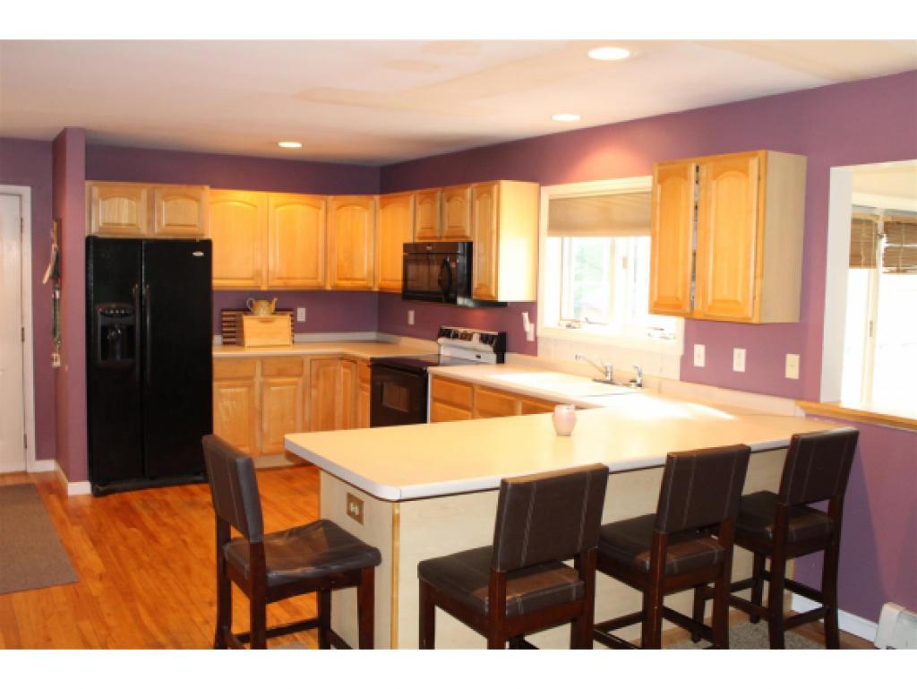 336 Appletree Point Road Burlington, VT 05408 - Photo 2 of 22 Gallery Image 2