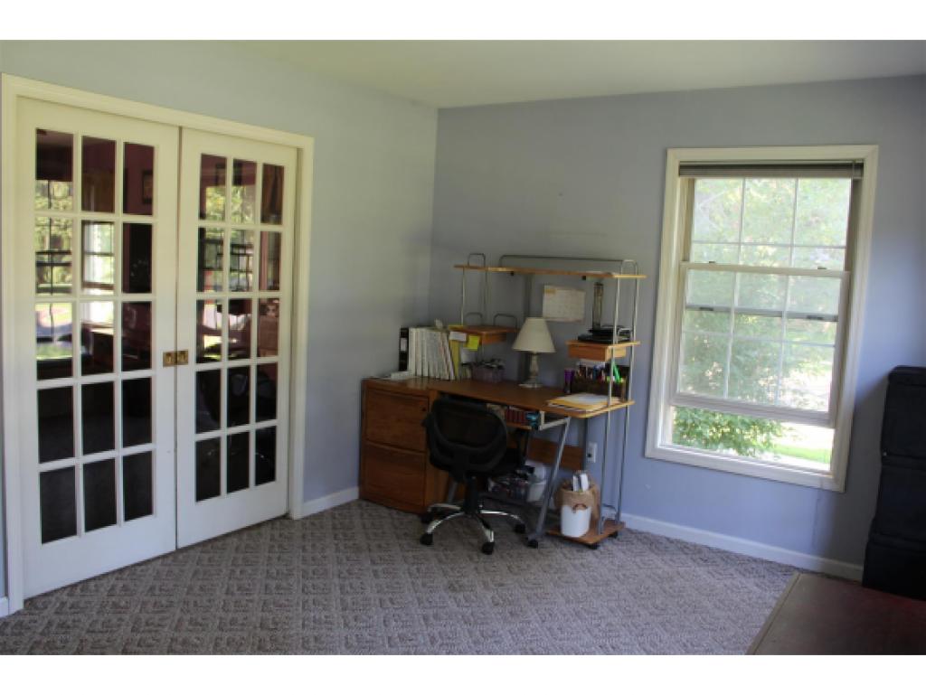 336 Appletree Point Road Burlington, VT 05408 - Photo 11 of 22 Gallery Image 11