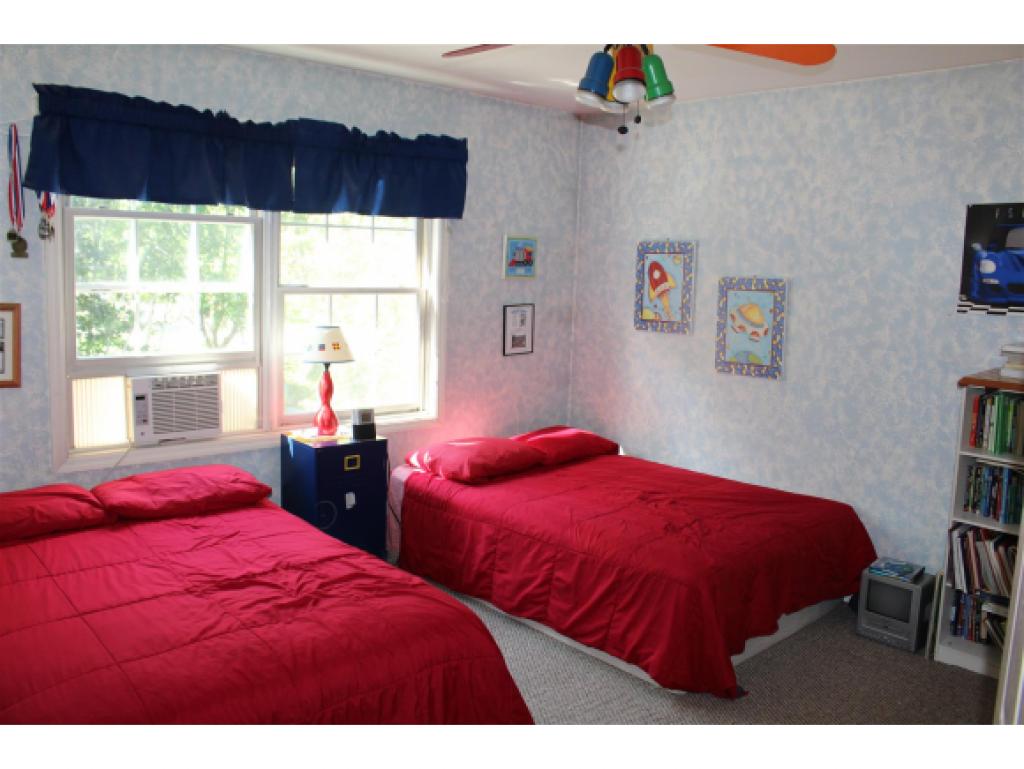 336 Appletree Point Road Burlington, VT 05408 - Photo 15 of 22 Gallery Image 15