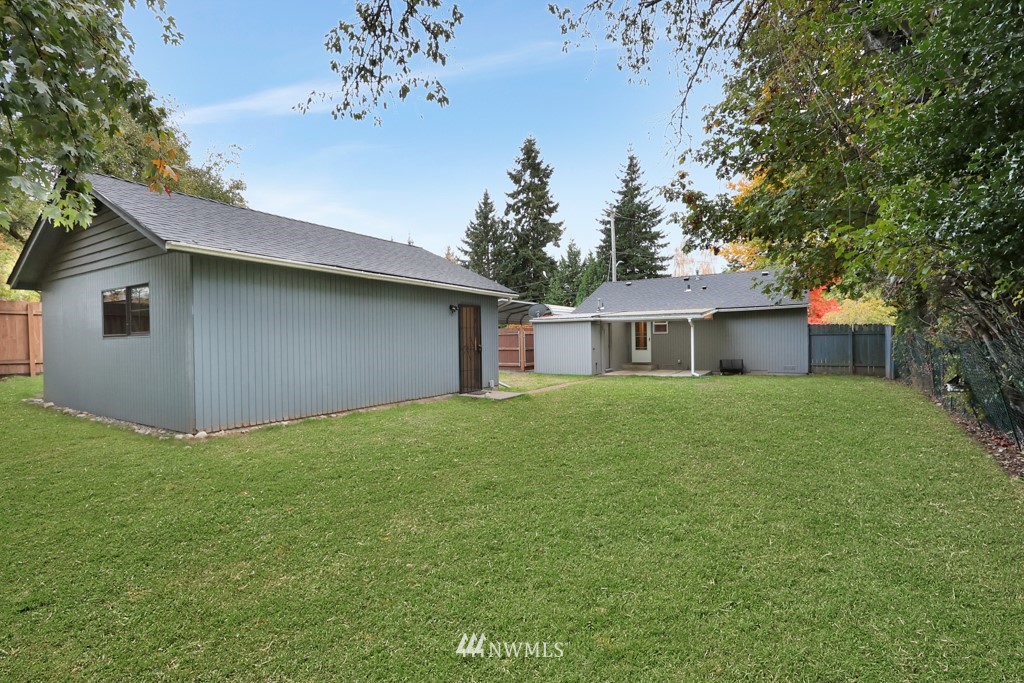 152 Southwest 115th Street Seattle, WA 98146 - Photo 16 of 24 Gallery Image 16