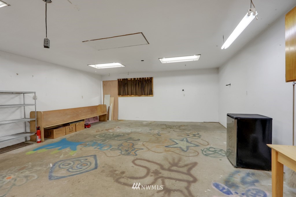 152 Southwest 115th Street Seattle, WA 98146 - Photo 19 of 24 Gallery Image 19