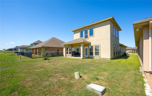 $565,000 | 6025 Garden Court, Corpus Christi, TX 78414