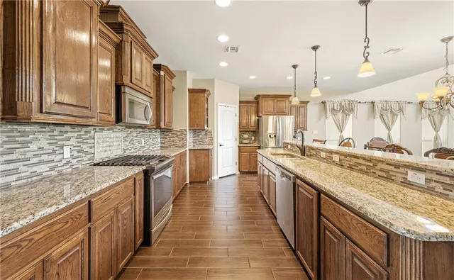 $565,000 | 6025 Garden Court, Corpus Christi, TX 78414