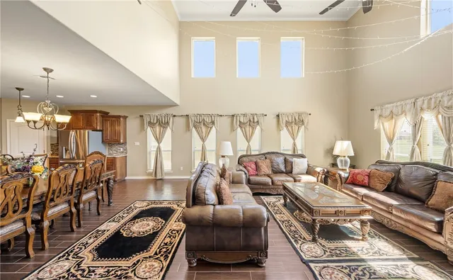 $565,000 | 6025 Garden Court, Corpus Christi, TX 78414