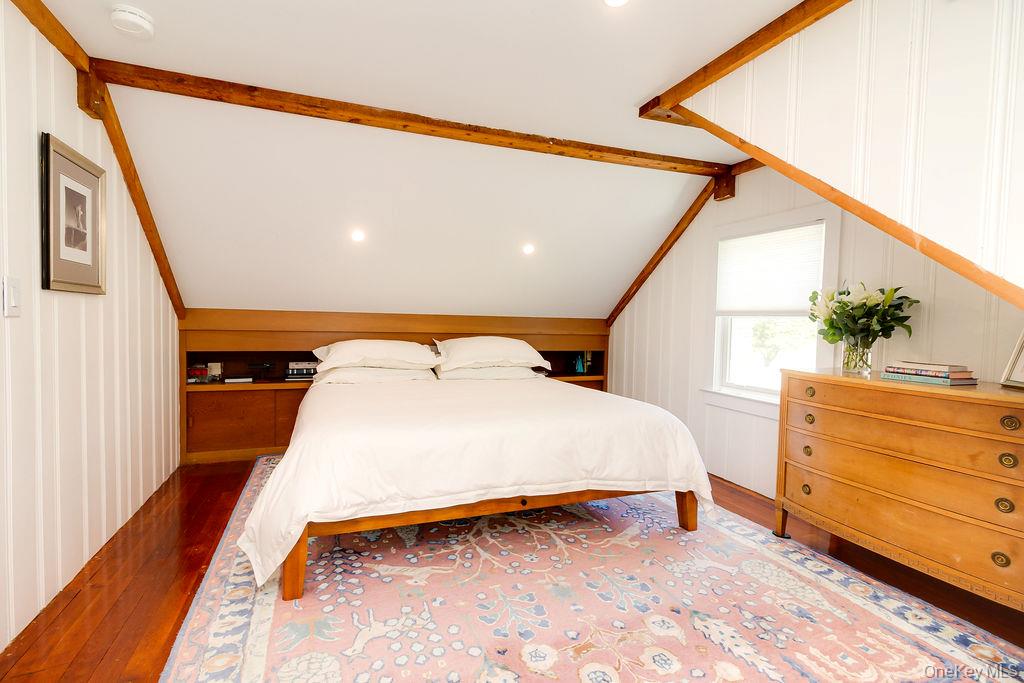 22 Braemer Road Setauket, NY 11733 - Photo 34 of 45