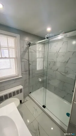 $1,675 | 214 Columbia Street, Unit 2, New Britain, CT 06052